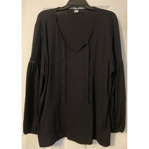 Old Navy black peasant blouse